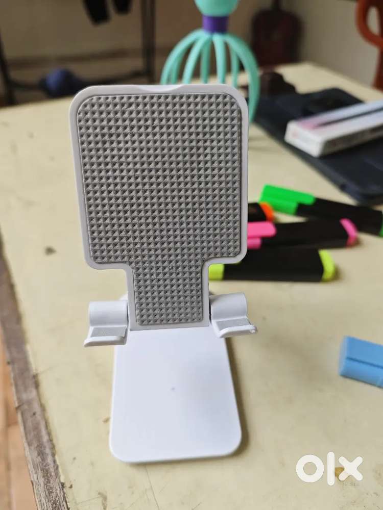 Mobile stand