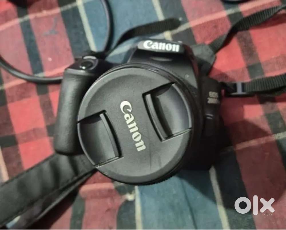 Canon EOS 200D lI DSLR