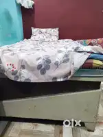 Lohe ki peti storage ke sath