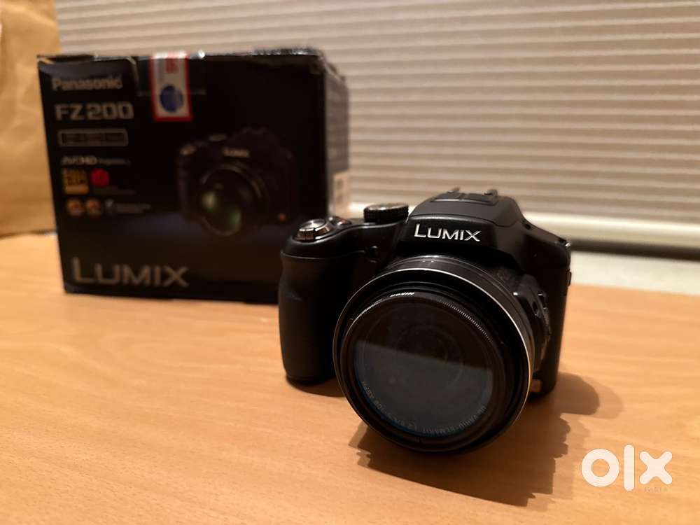 Panasonic FZ 200 Lumix