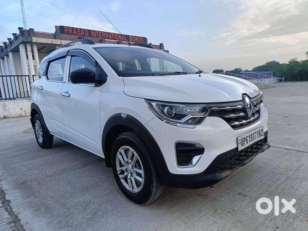 Renault Triber RXL, 2023, Petrol