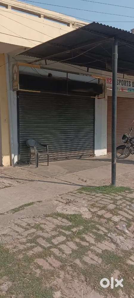 Shop for Rent size 13*23