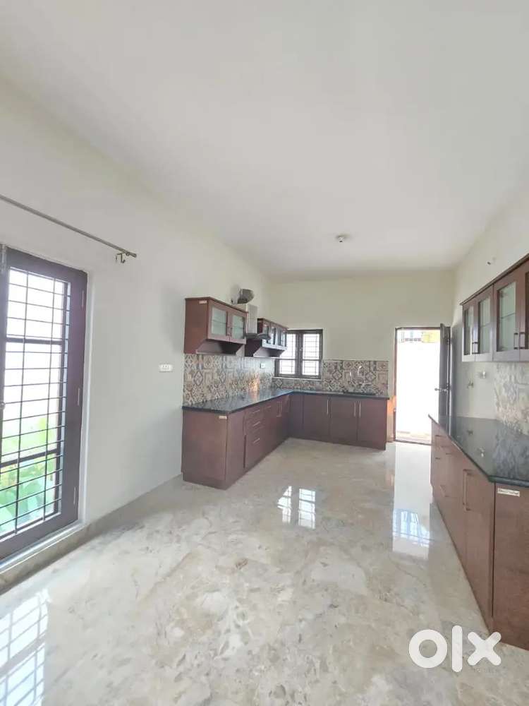 2 BHK individual house Ground floor lease in Bogadi Signal,,Ring road