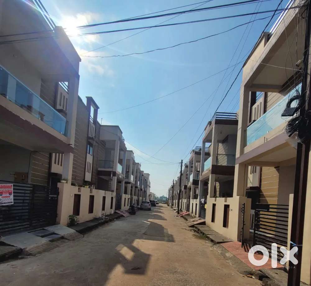 Ready to move house available