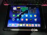 Ipad 9 (Scratchless Condition)