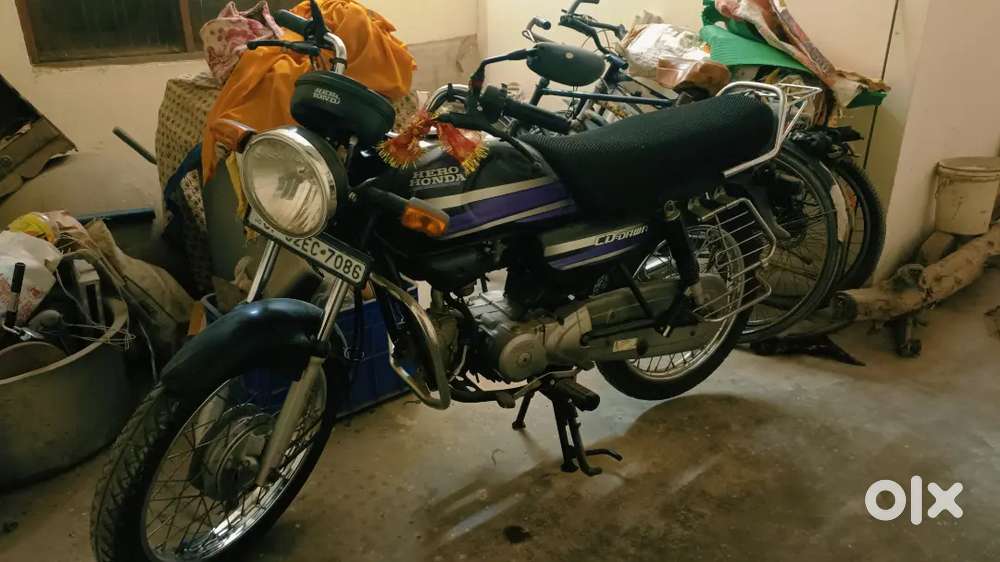 Hero Honda CD Dawn For Sale - Good condition and maintained