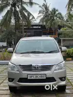 Toyota Innova 2.5 VX 8 STR, 2012, Diesel