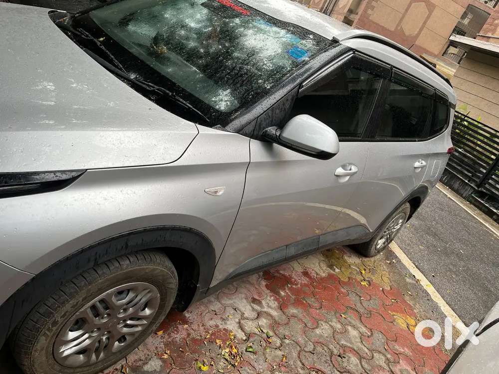 Kia Carens 2023 Petrol 6850 Km Driven