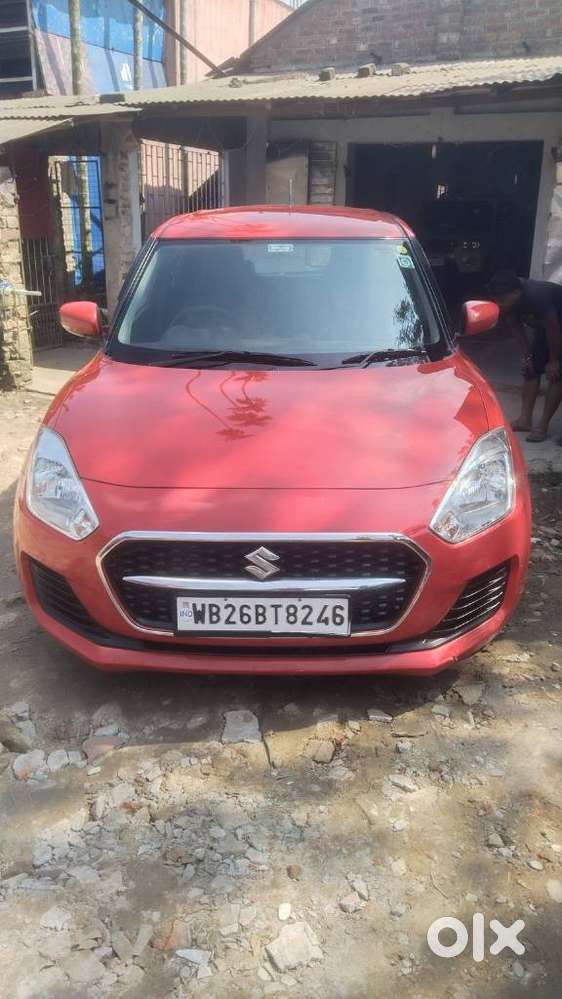 Maruti Suzuki Swift VXi + Manual, 2022, Petrol