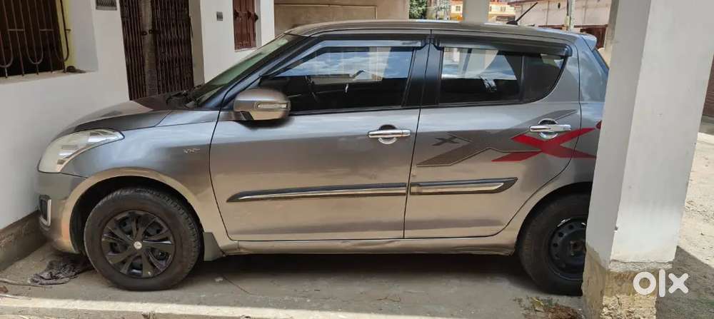 Maruti Suzuki Swift 2016 Petrol 102000 Km Driven
