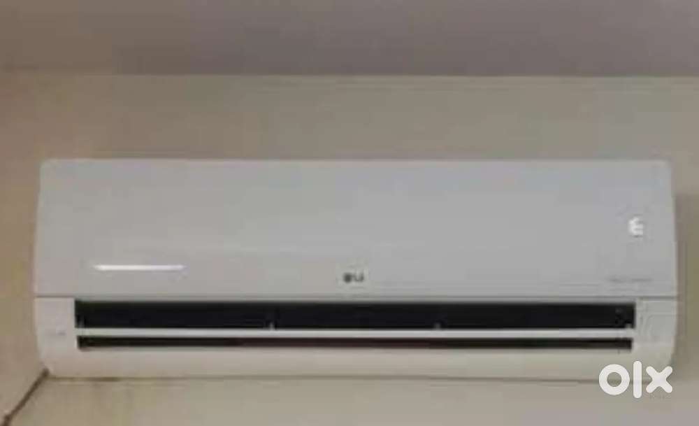 7 Months Used L.G 1.5 ton 5 Star Inverter AC For Sale.