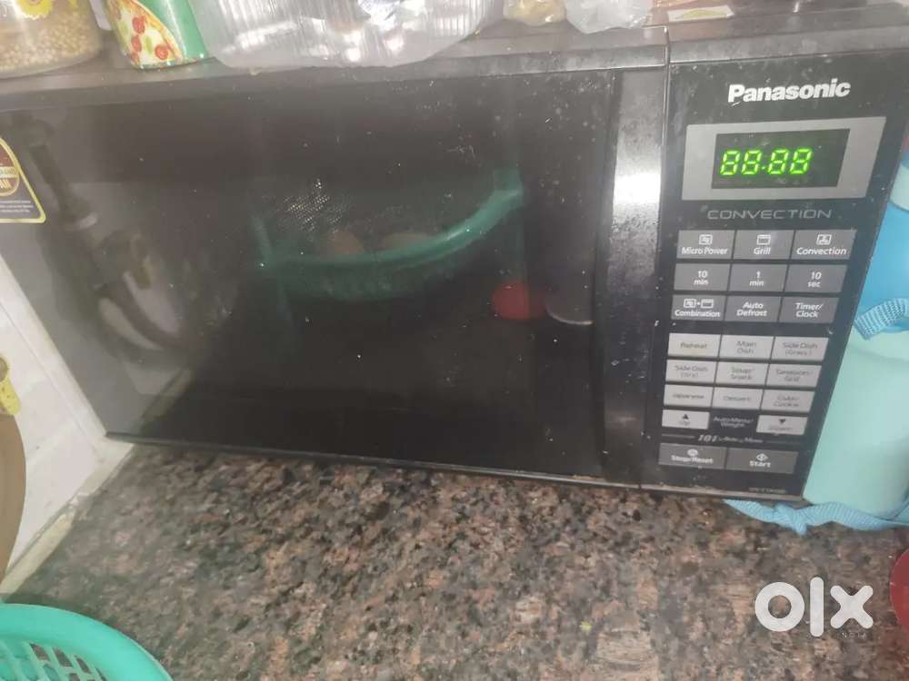 Panasonic microwave oven 20L in very good condition