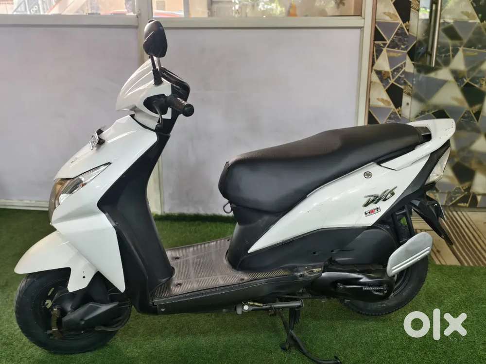 Honda Dio 2015 model showroom condition smooth engine