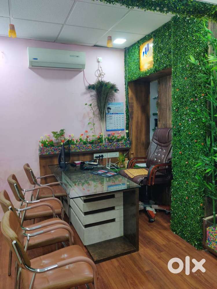 1200 SQ.FEET FULLY FURNISHED OFFICE FOR RENT IN KOLHAPUR.