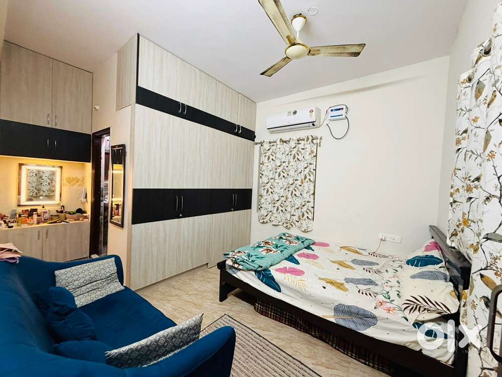 1BHK fully furnished flat