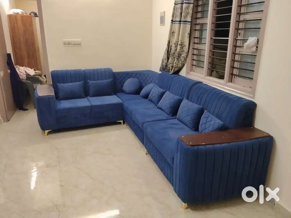 Brand new sofa with good condition