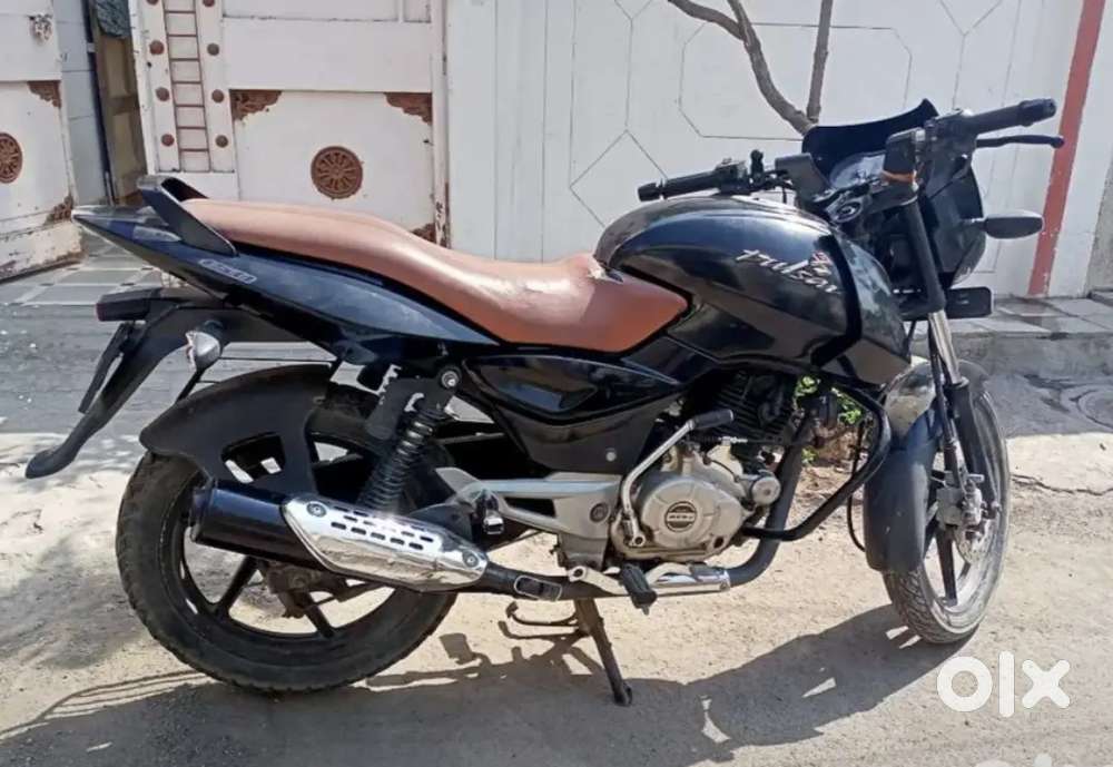Pulsar 150