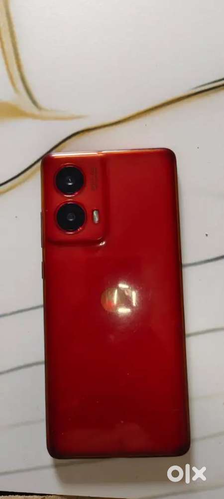 Motorola g85 5g phone screen damage