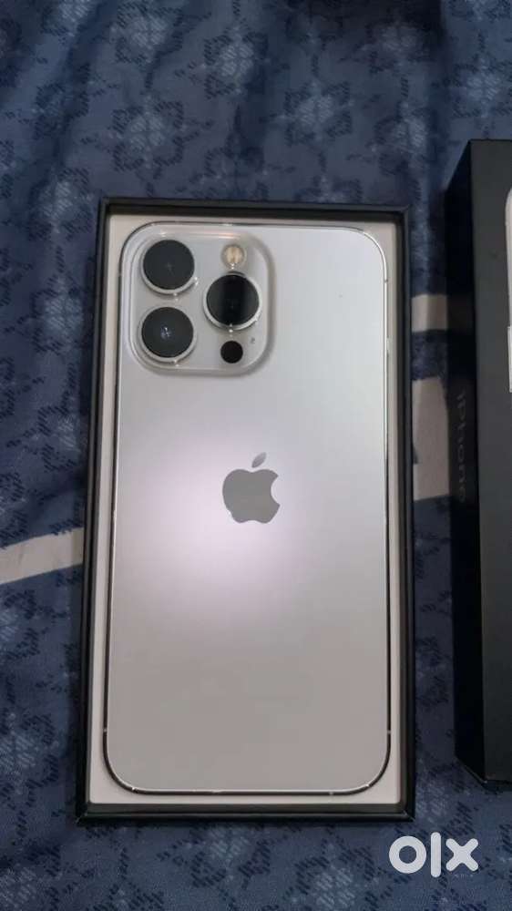 iPhone 13 pro with charger and cover