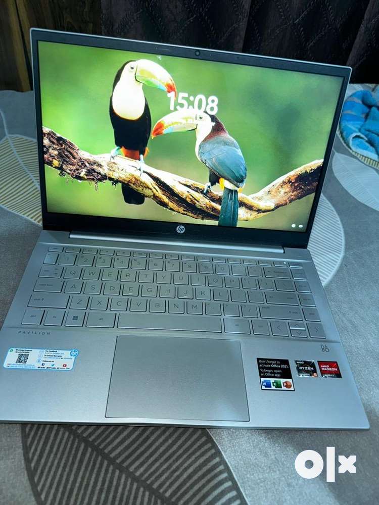 Hp laptop pavallion series 512 gb silver color