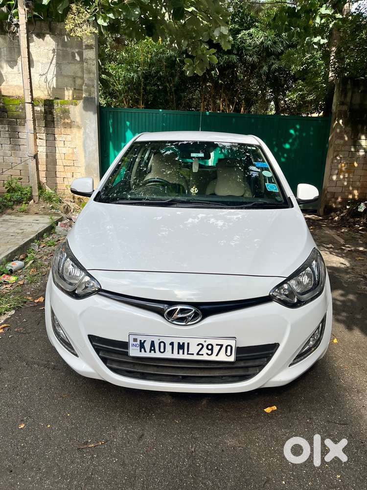 Hyundai i20 2014 Petrol 35000 Km Driven