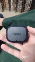 I'm selling one plus nords buds 3r in a brand new condition
