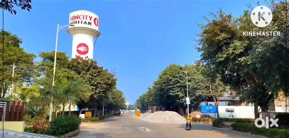 246 gaj plot for sale in Suncity Sector-34, Rohtak