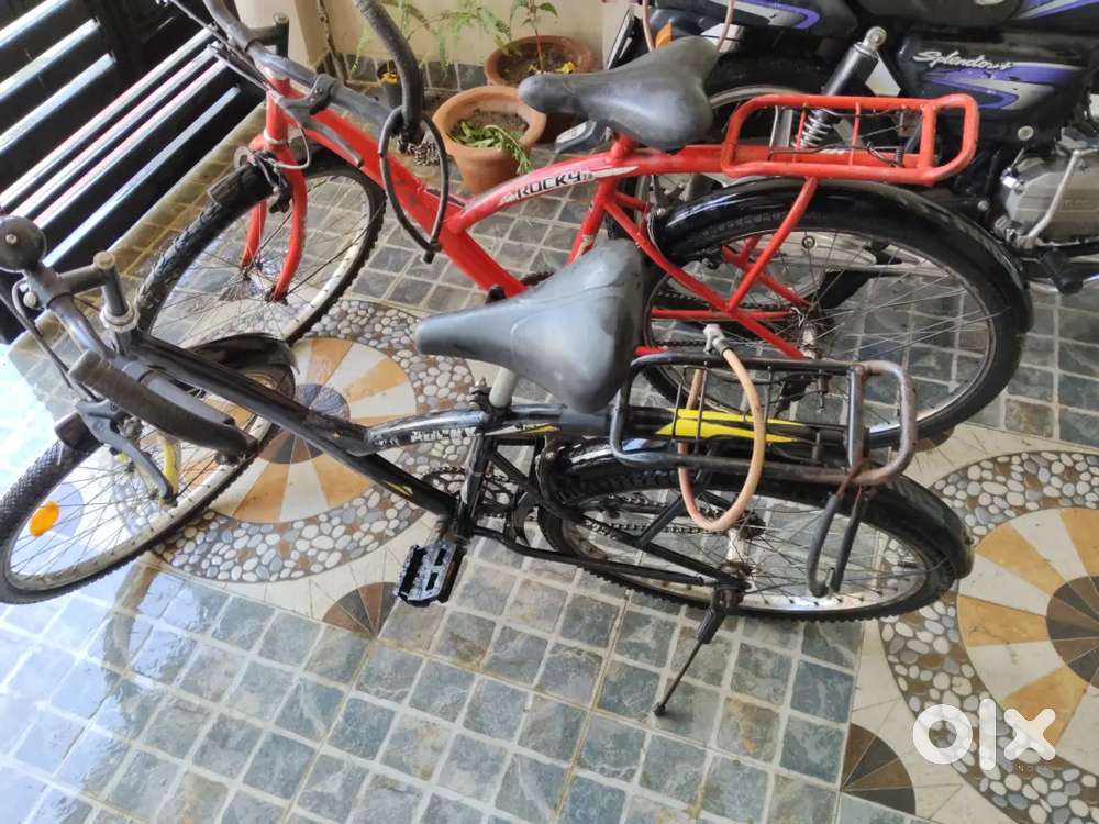 2 cycles sell karni hai
