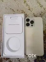 Iphone 15 Pro max 256gb 90% battery health immaculate cond REFURBISHED
