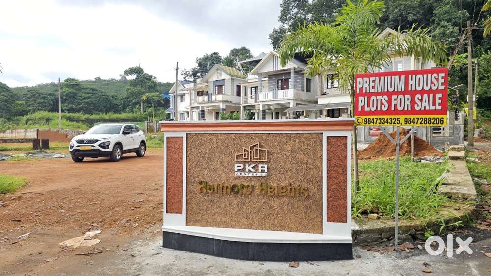 Residential 4-cent Plot for Sale near Trippunithura - Good Road Access