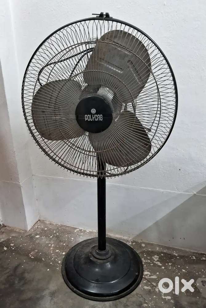 POLYCAB STAND FAN