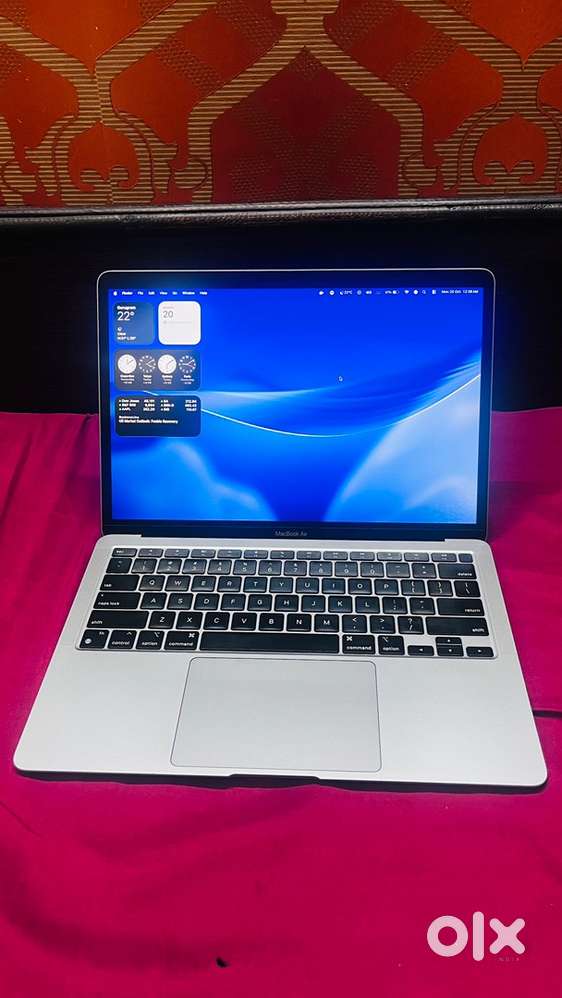 MacBook Air M1 (8GB/256GB)