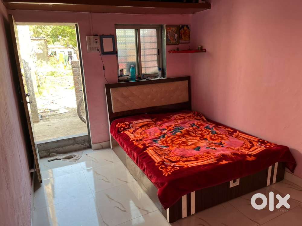 Chawl room 200 ka area