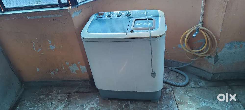 Good running condition 6.5 kg eltech brand semi automatic machine