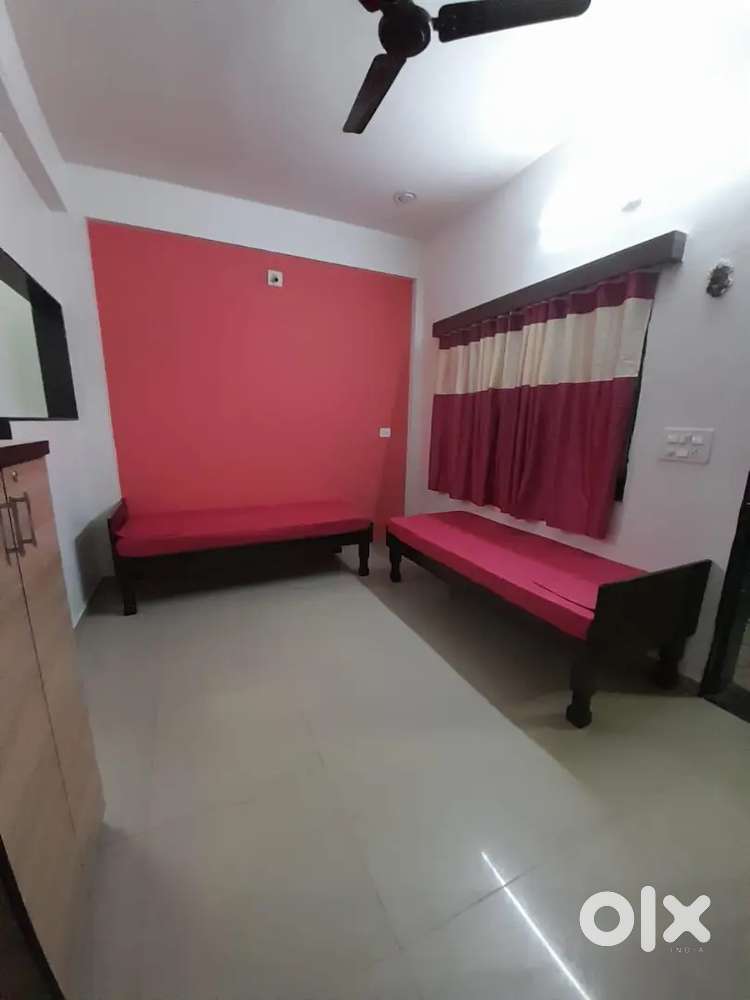 Furnished boys pg at abhilasa circle, chanakyapuri