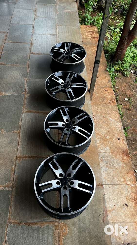 Thar/ Thar roxx alloy wheels pack of 4