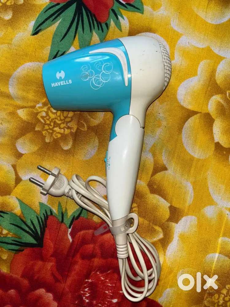 Havells hair dryer with comb two oil spreader hair sprey