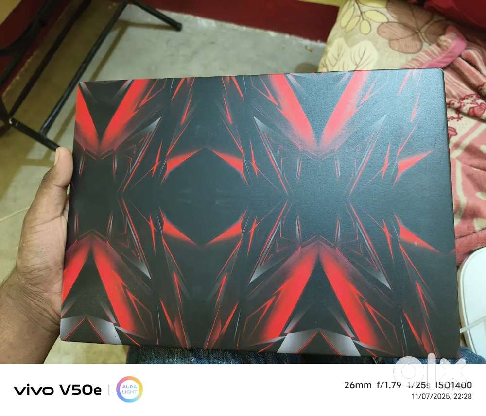 Asus expert book Laptop