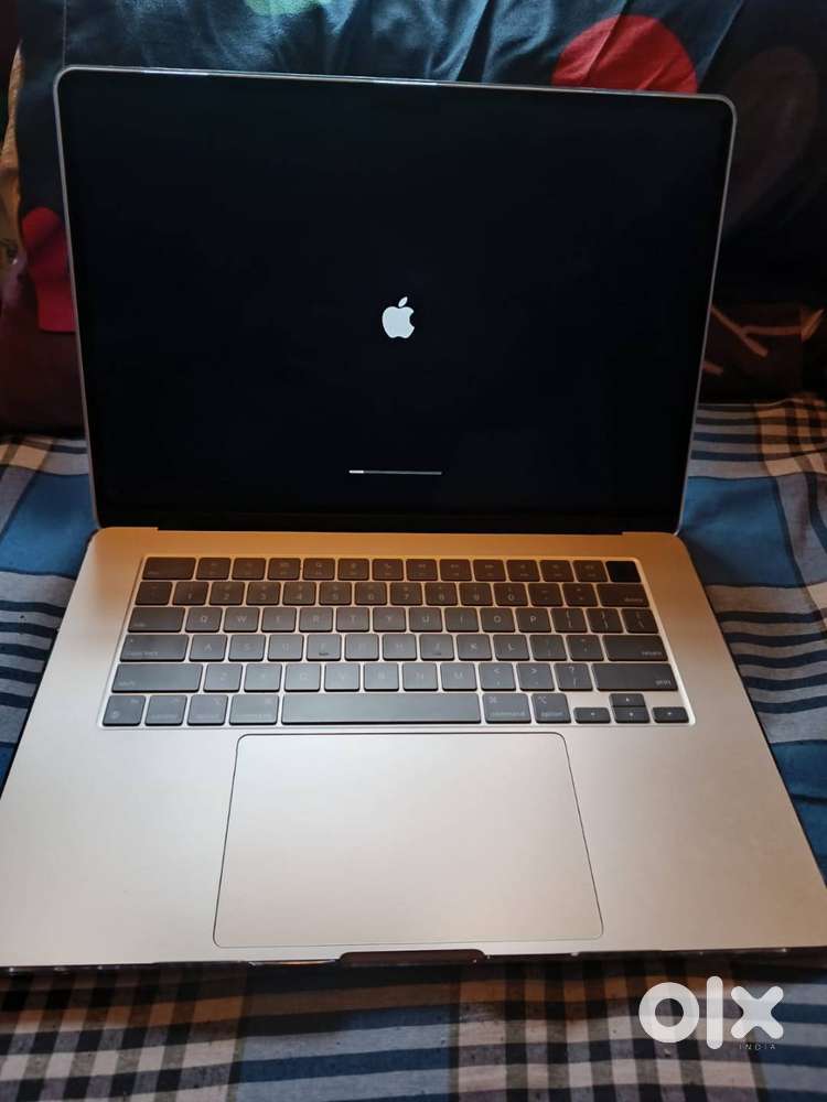MacBook Air M2