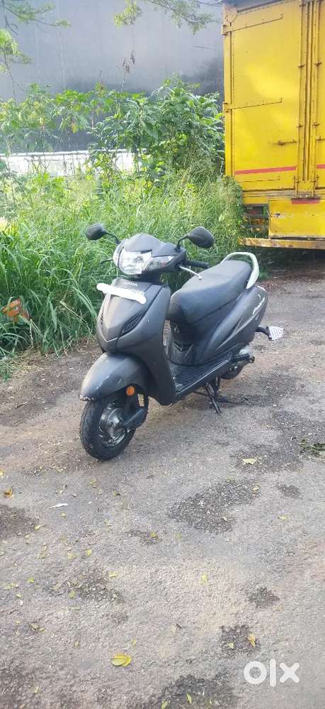 Activa 4g 2017 November.3rd owner.new tyre.good engine.
