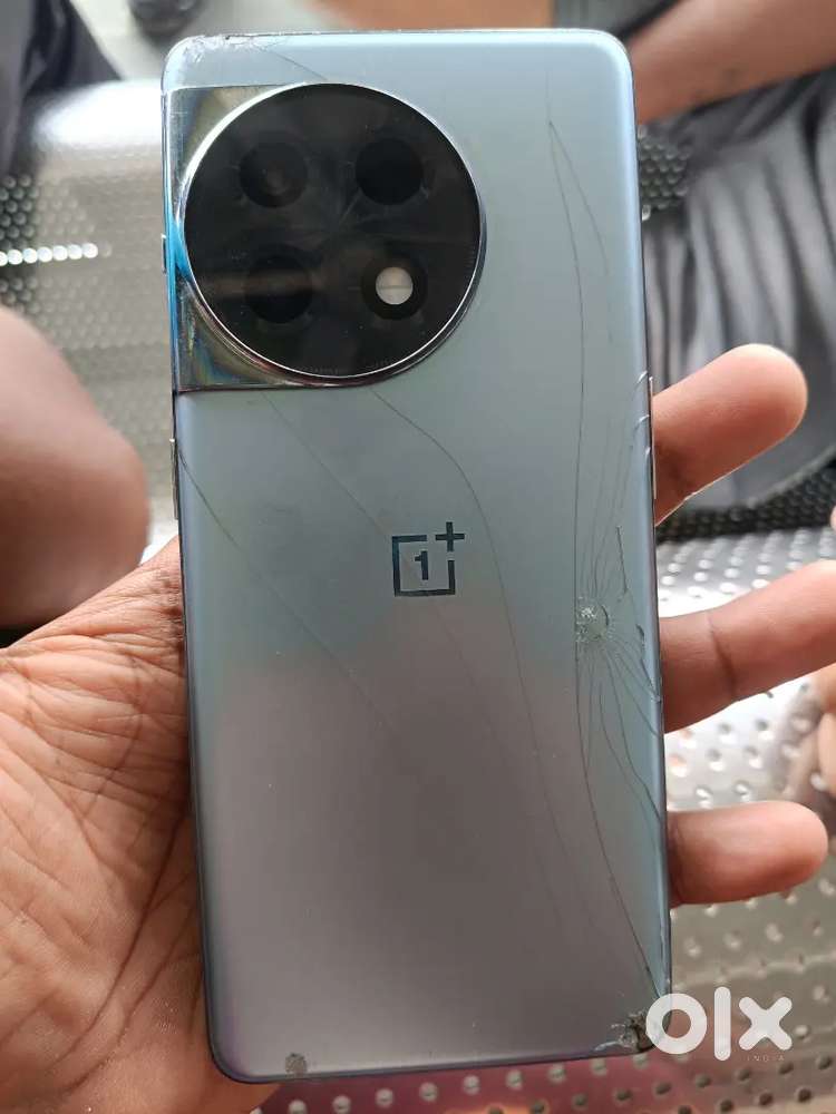 One plus 11 R