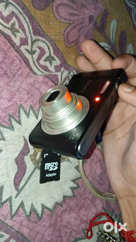 Paleroid mini camera with good quality
