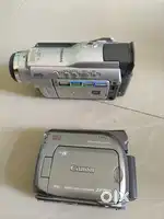 Canon ZR700 & SAMSUNG VP-D23i