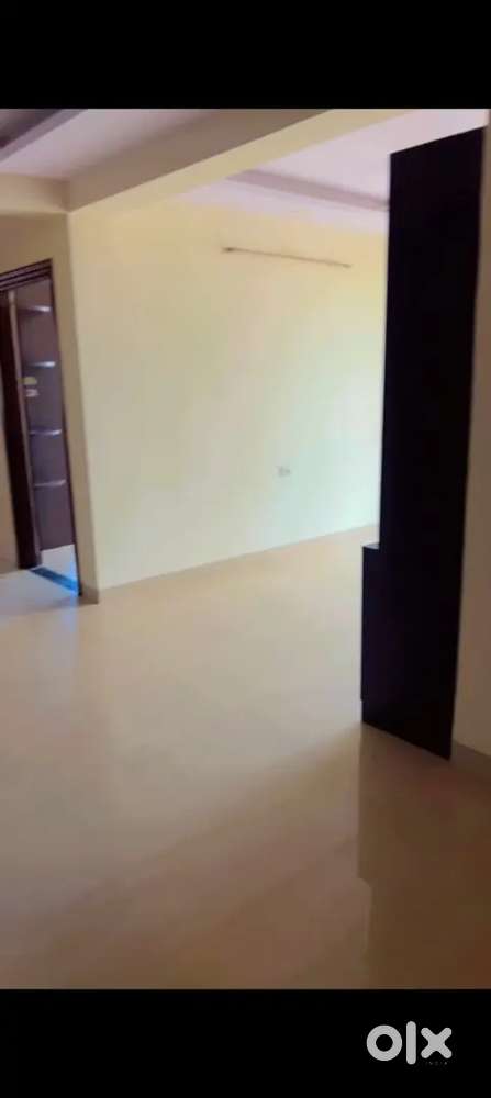 Spacious 2BHK Semi-Furnished Flat for Rent, 1270 Sq Ft, Prime Location
