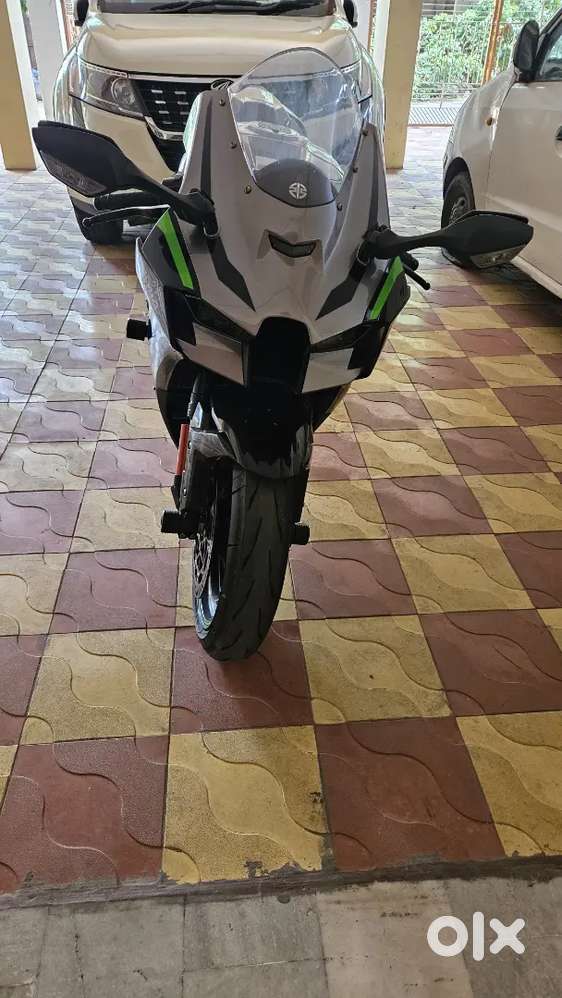 Kawasaki zx10R