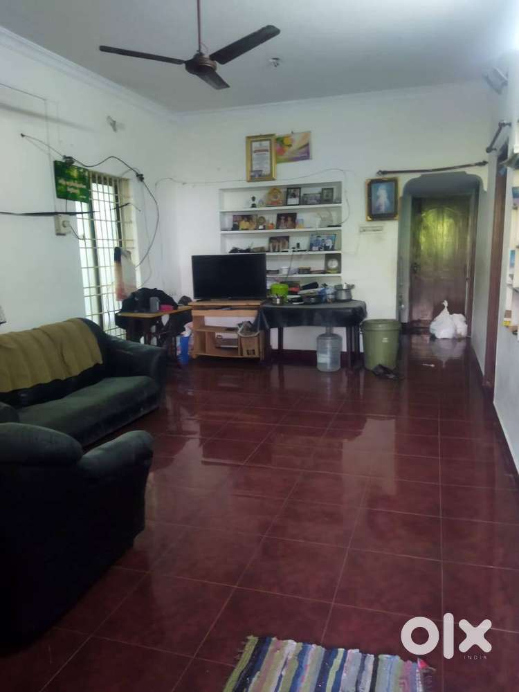 Godwin J individual house