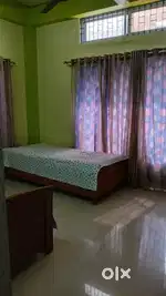 Single room for rent at zoo road tinial.