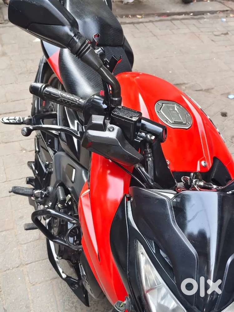 Ns125 bs6 red colour