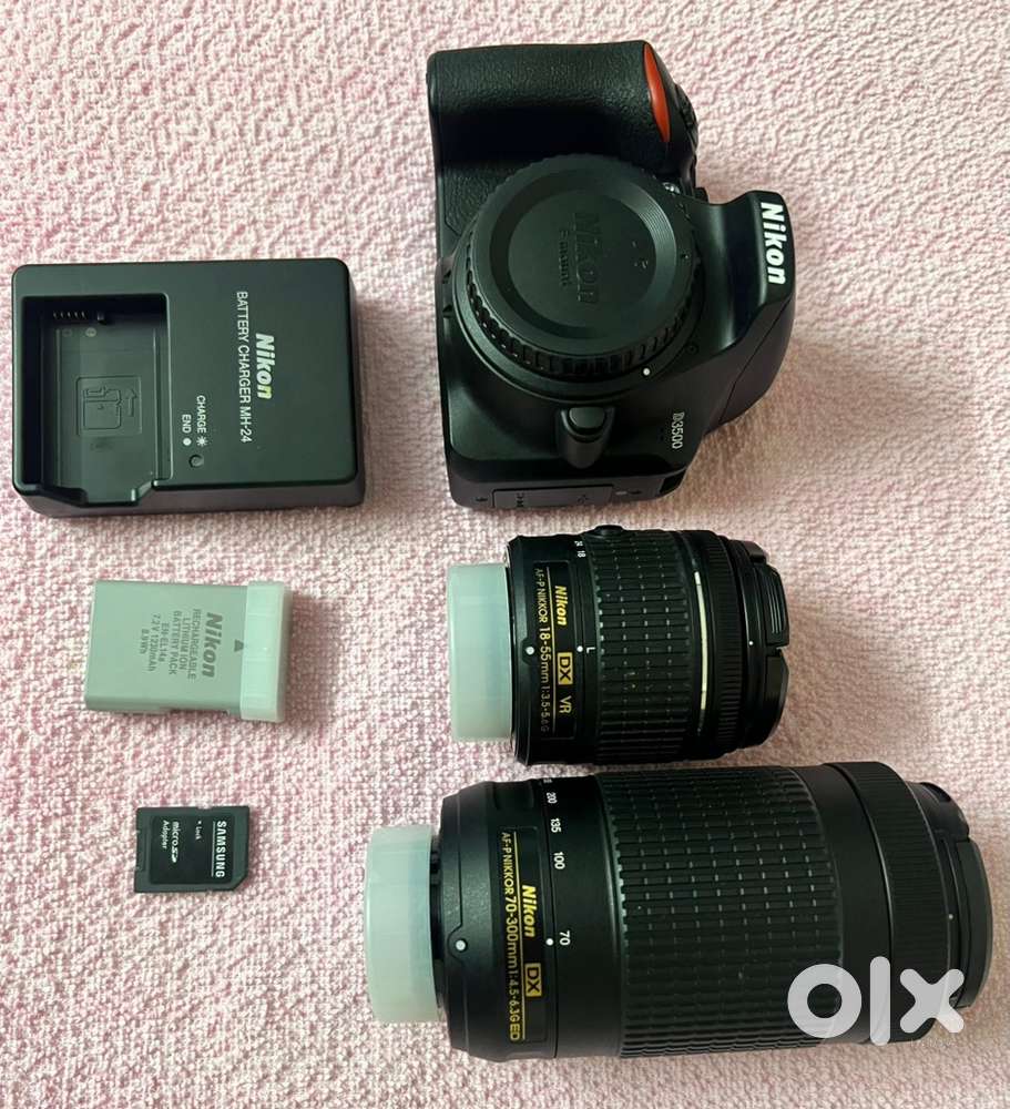 Nikon D3500 DSLR Camera with 18-55 & 70-300mm Lenses Perfect Condition