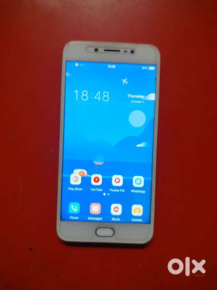 VIVO Y67  WITH FRONT FLASH CAMERA